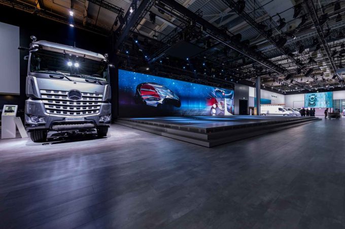 Daimler IAA Nutzfahrzeuge 2018 podium