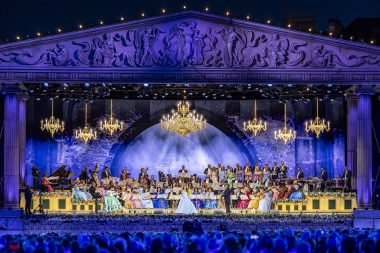 Andre Rieu stagedesign mit LED video bildschirm