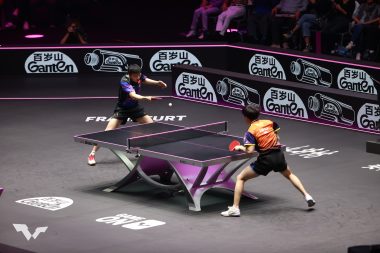 Bandes LED autour du terrain de sport WTT Frankfurt