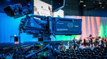 Live-registratie camera tijdens conferentie
