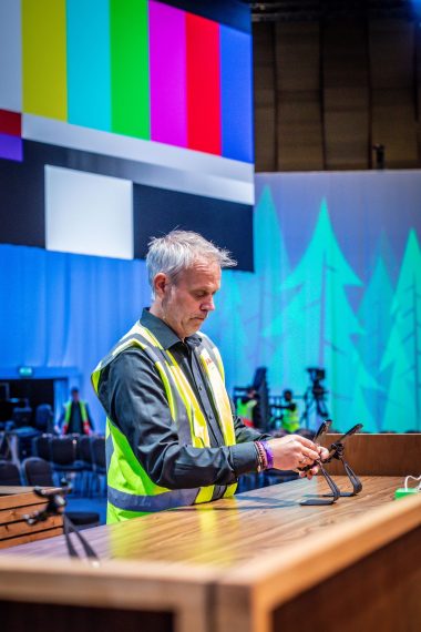 Inrichten van alle audiovisuele faciliteiten