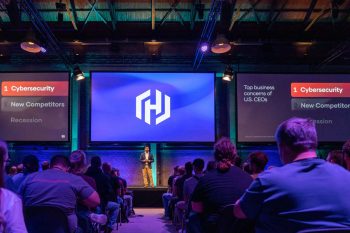 Tweede zaal Hashicorp zakelijke conferentie