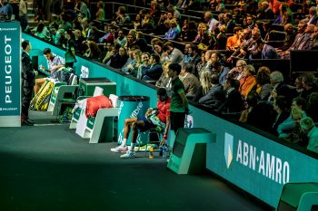 LED boarding voor reclame bij tennis evenement