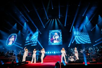 Symphonica in Rosso regie LED scherm