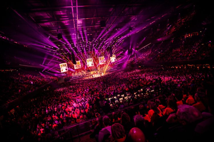 Symphonica in Rosso regie LED scherm