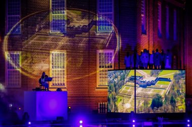 Opening show Paleis Het Loo projection live music