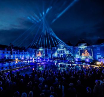 Lichtshow en projectie Opening Paleis het Loo