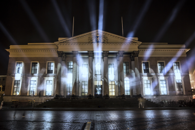 Projectie op Paleis van Justitie