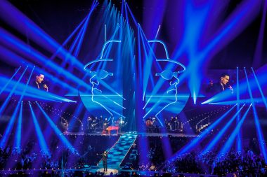 LED backdrop optreden Douwe Bob