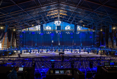 Opbouw van audiovisuele faciliteiten in het Friso Theater