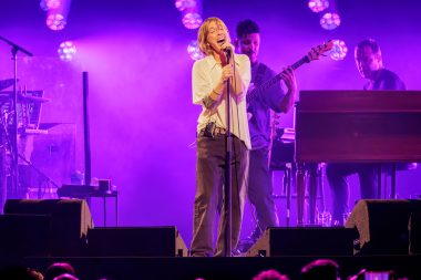 Live performance Anouk