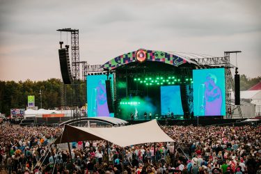 LED-schermen podium Pinkpop 2024