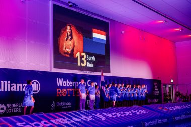 LED-scherm tijdens Waterpolo Cup Rotterdam