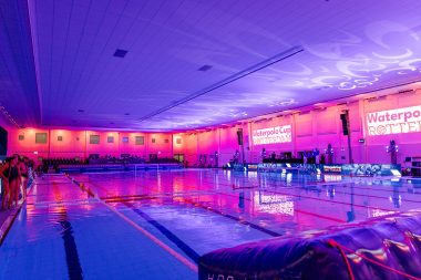 LED-banners en projectie bij waterpolo