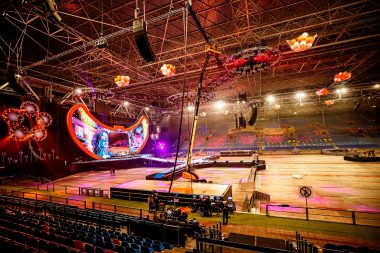 Opbouw show The Streamers GelreDome