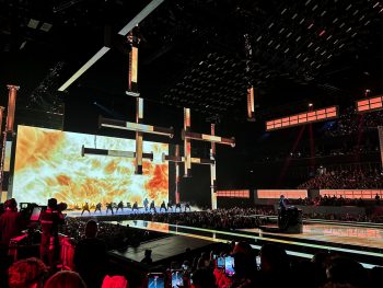 MTV EMA liveshow met dynamische podiumdelen