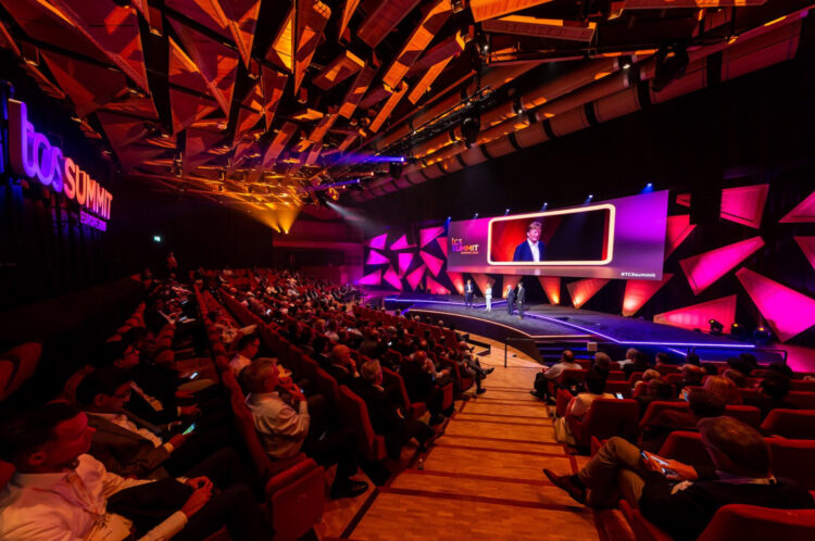 Corporate summit and presentation