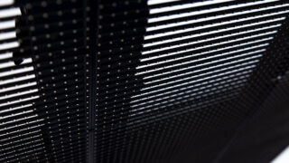 Close-up ROE Vanish V8T LED panel