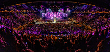Holland zingt Hazes audience and show