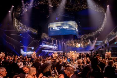 Sports gala Hahnenkamm races Kitzbühel with hanging LED cube