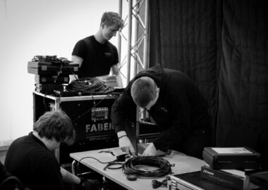 Assembly of all audiovisual facilities