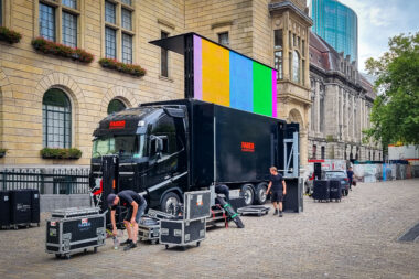 Setting up the mobile LED screen