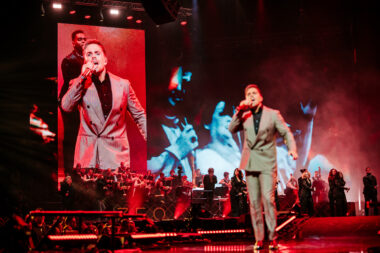 Andre Hazes Jr. performing on stage