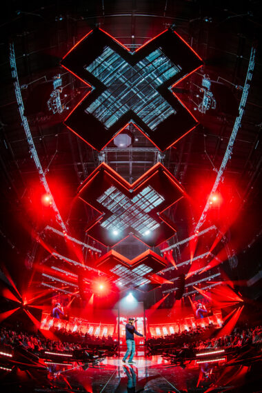 Impressive stage with LED screens